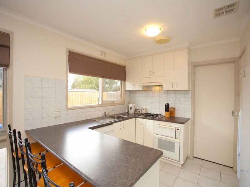 88 West Melton Drive, Melton West VIC 3337