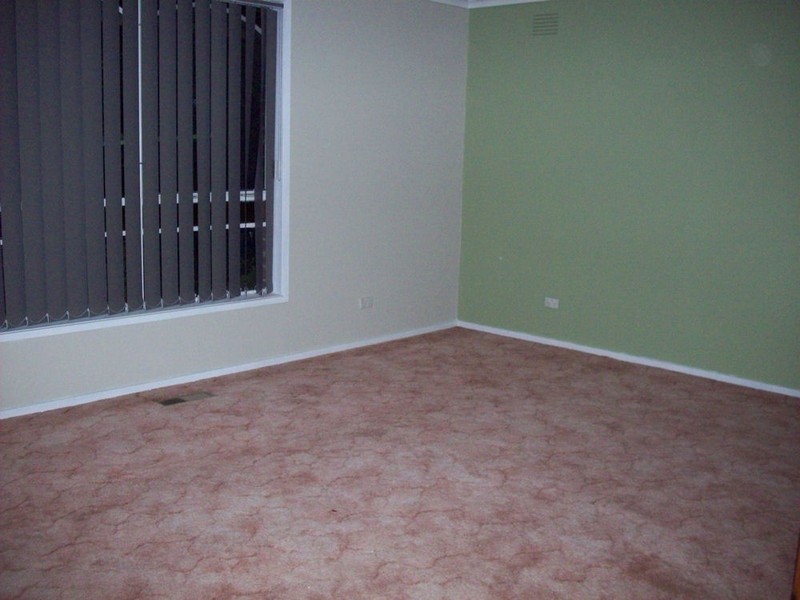 34 West Melton Drive, Melton West VIC 3337