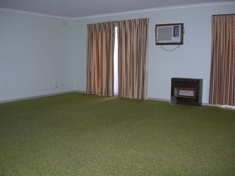 1 Wyatt Place, Melton VIC 3337