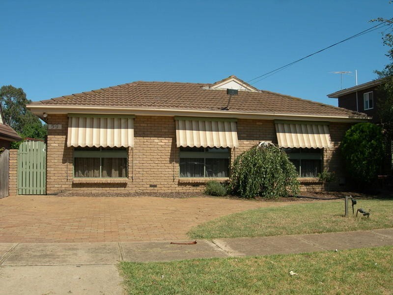 59 Andrew Street, Melton South VIC 3338