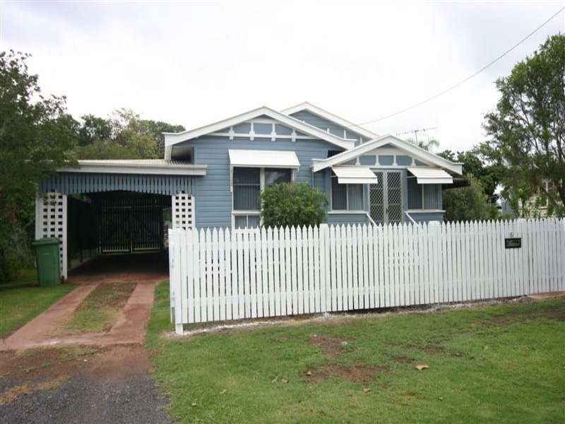 5 walsh street, Dalby QLD 4405