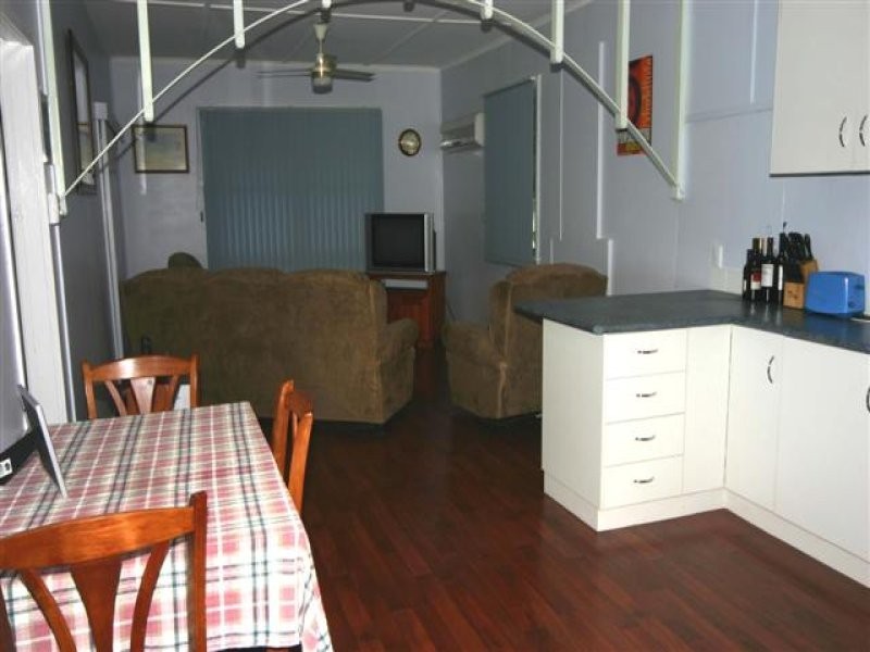 5 walsh street, Dalby QLD 4405