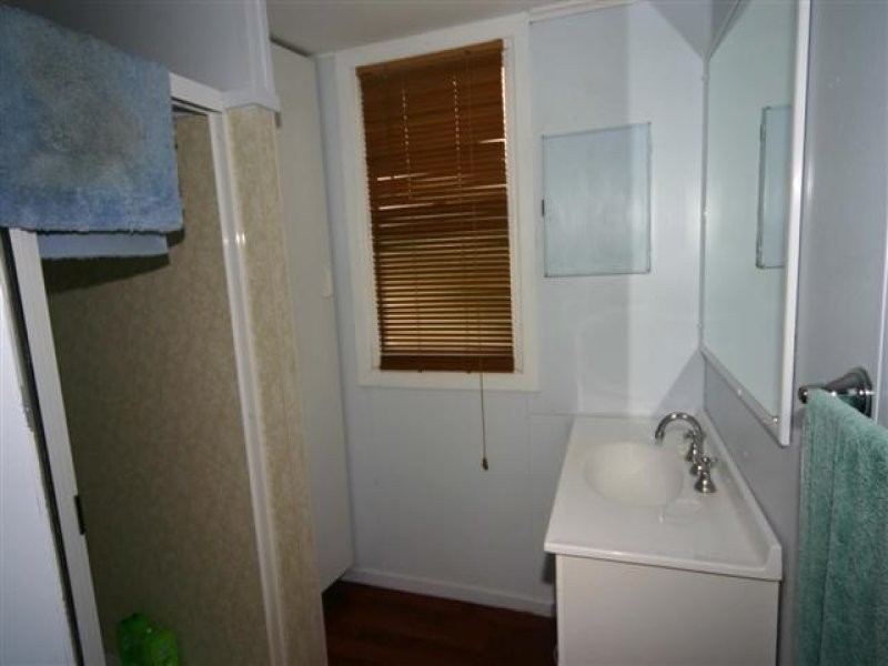 5 walsh street, Dalby QLD 4405