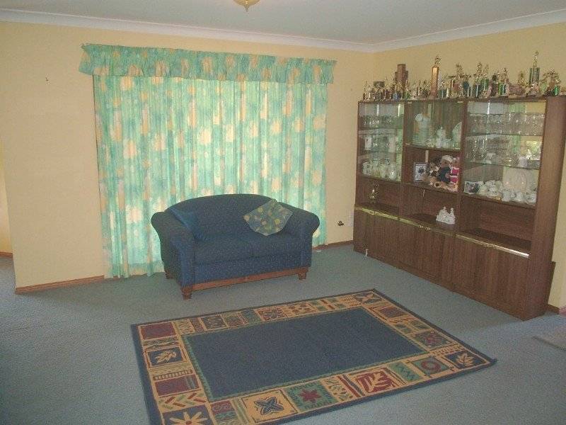 17 Lincoln Parkway, Dubbo NSW 2830