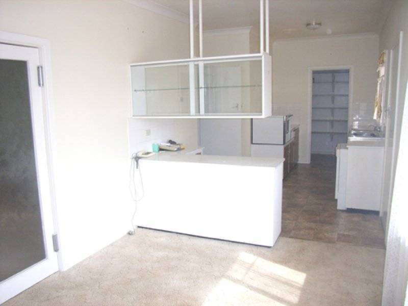 36 Banksia Cres, Dubbo NSW 2830