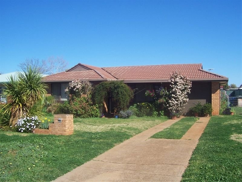 3 Eyre Street, Dubbo NSW 2830