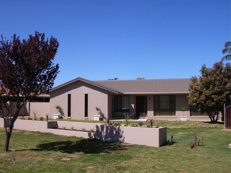 23 Norfolk Crescent, Dubbo NSW 2830