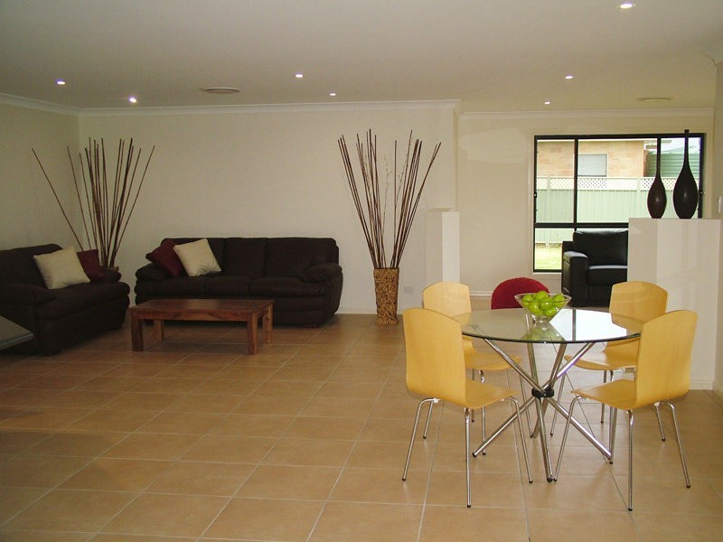 8 Holmwood Drive, Dubbo NSW 2830