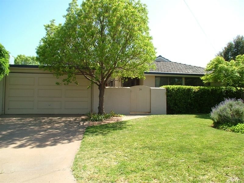 24 Opal Street, Dubbo NSW 2830