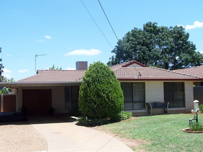 10 Mumford Crescent, Dubbo NSW 2830
