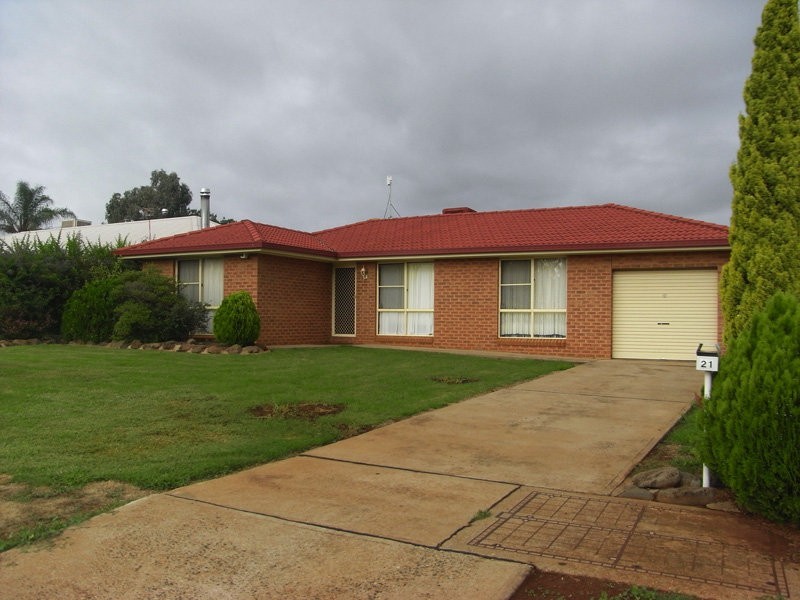 21 Sheraton Road, Dubbo NSW 2830
