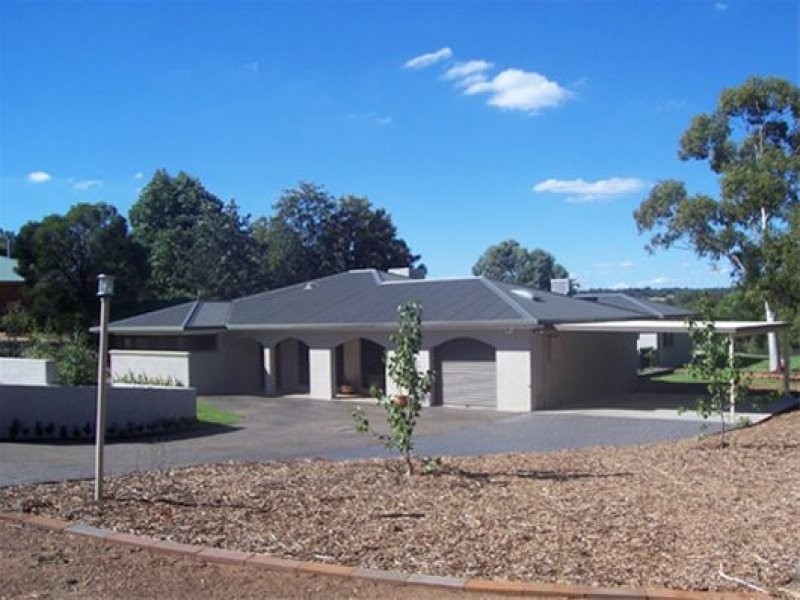 20 Pine Knoll Drive, Dubbo NSW 2830