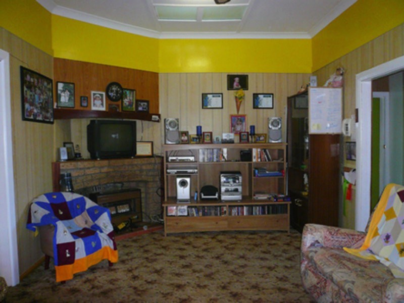 22 George Street, Narromine NSW 2821