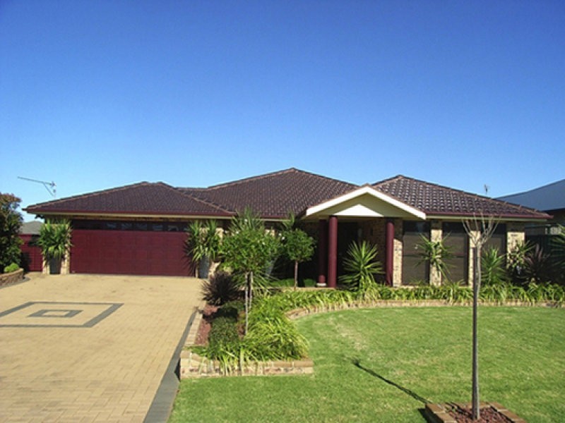 9 Ashlundie Crescent, Dubbo NSW 2830