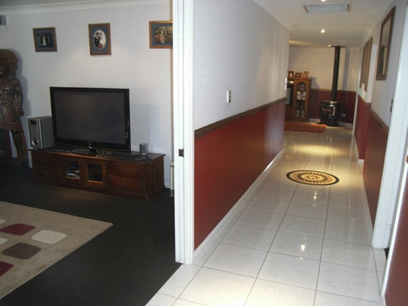 9 Ashlundie Crescent, Dubbo NSW 2830