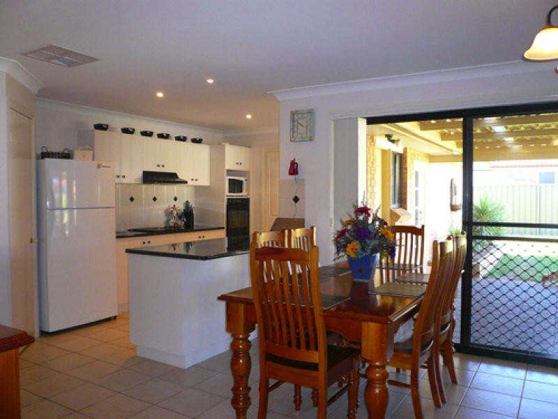 5 Lancaster Park Place, Dubbo NSW 2830