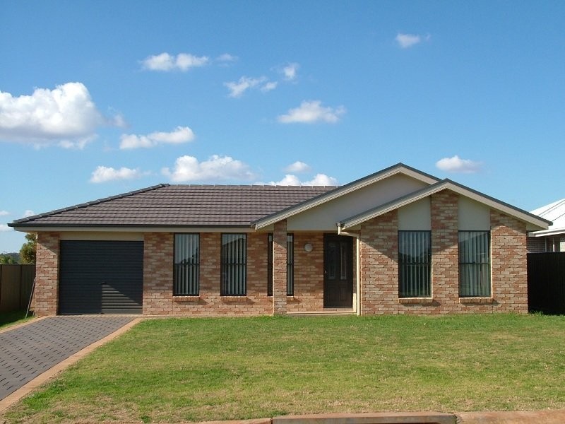 12 Arthur Summons Street, Dubbo NSW 2830