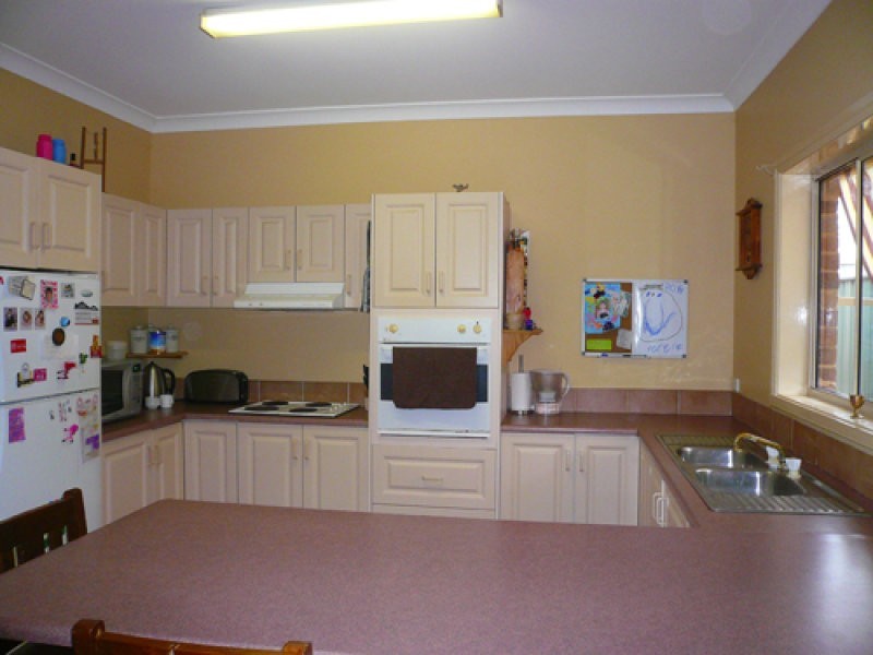 20 Beveridge Crescent, Dubbo NSW 2830