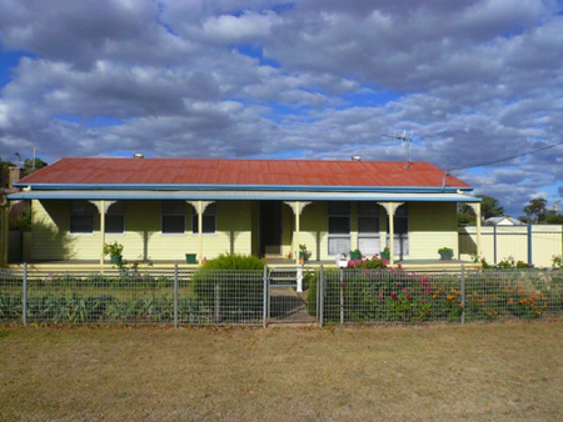 26 Napier Street, Mendooran NSW 2842
