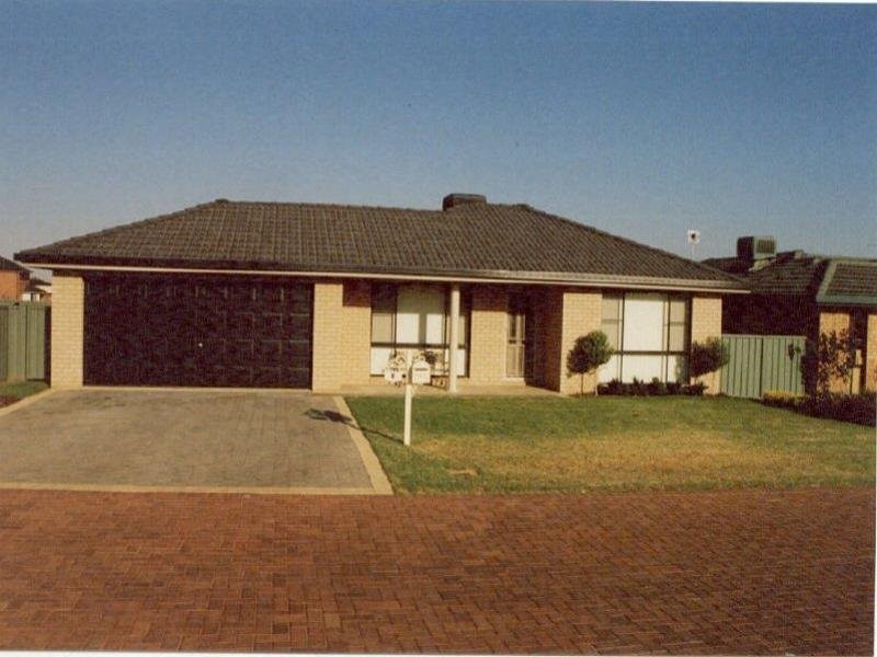 4 Provan Place, Dubbo NSW 2830
