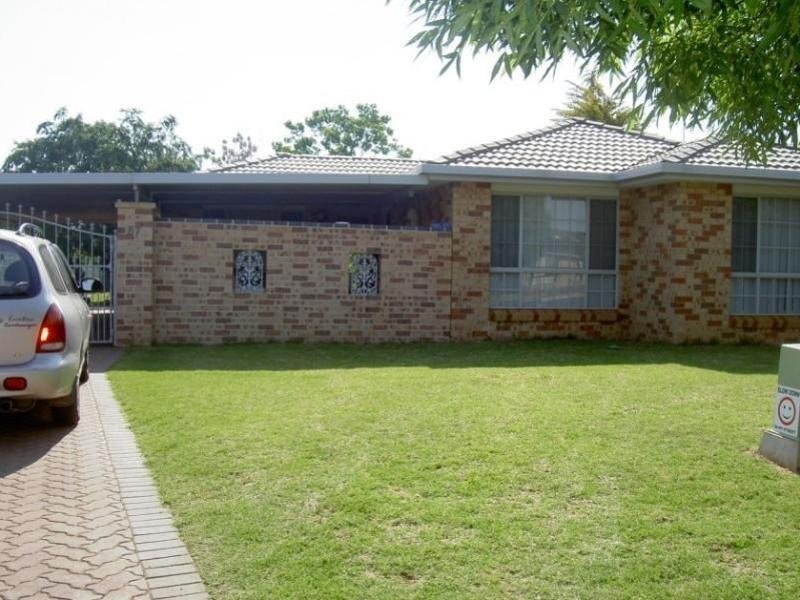 87 Sheraton Road, Dubbo NSW 2830