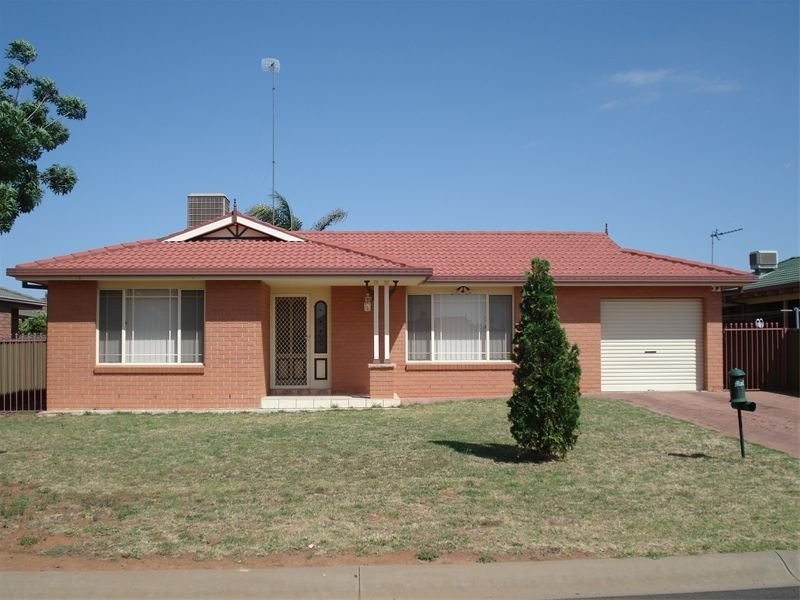 11 Rosella Street, Dubbo NSW 2830
