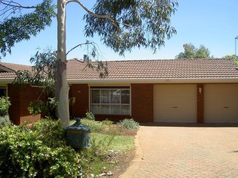13 Twickenham Drive, Dubbo NSW 2830