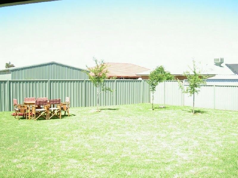 9 Paroo Place, Dubbo NSW 2830
