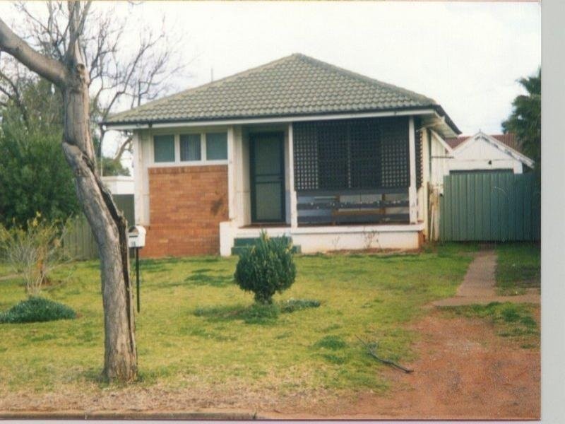 16 Yulong Street, Dubbo NSW 2830