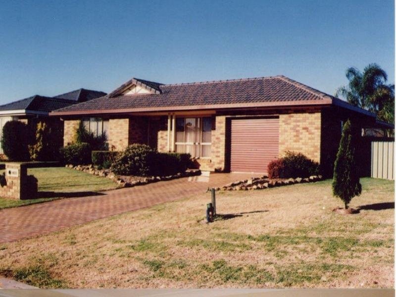 8 Barwon Way, Dubbo NSW 2830