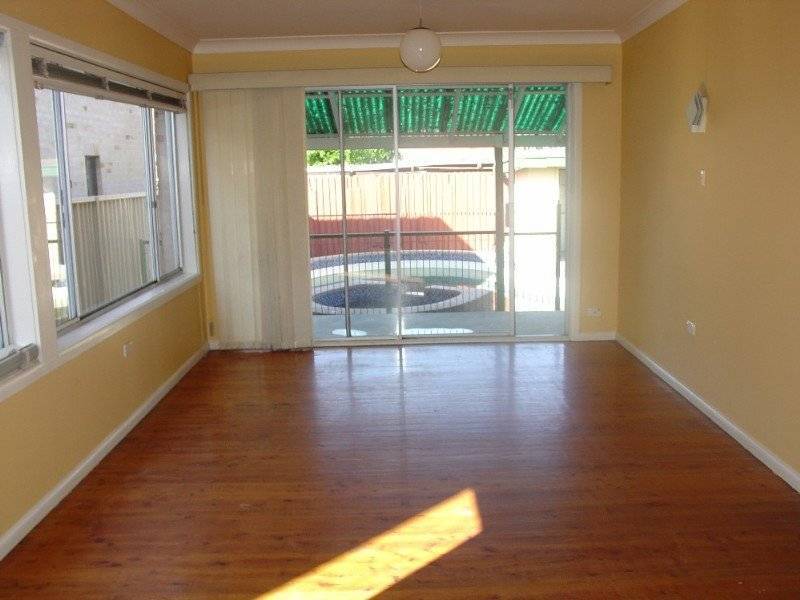 72 Grove St, Earlwood NSW 2206