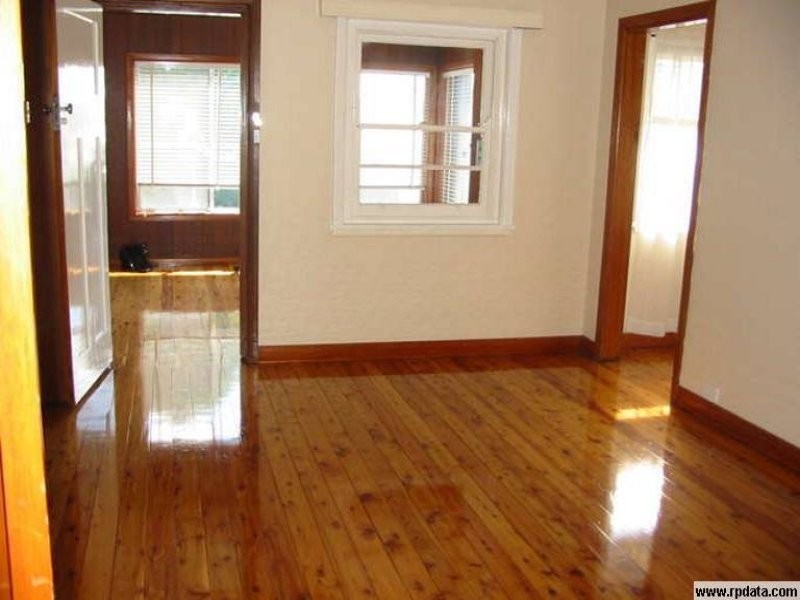 121 Bardwell Rd, Bardwell Park NSW 2207