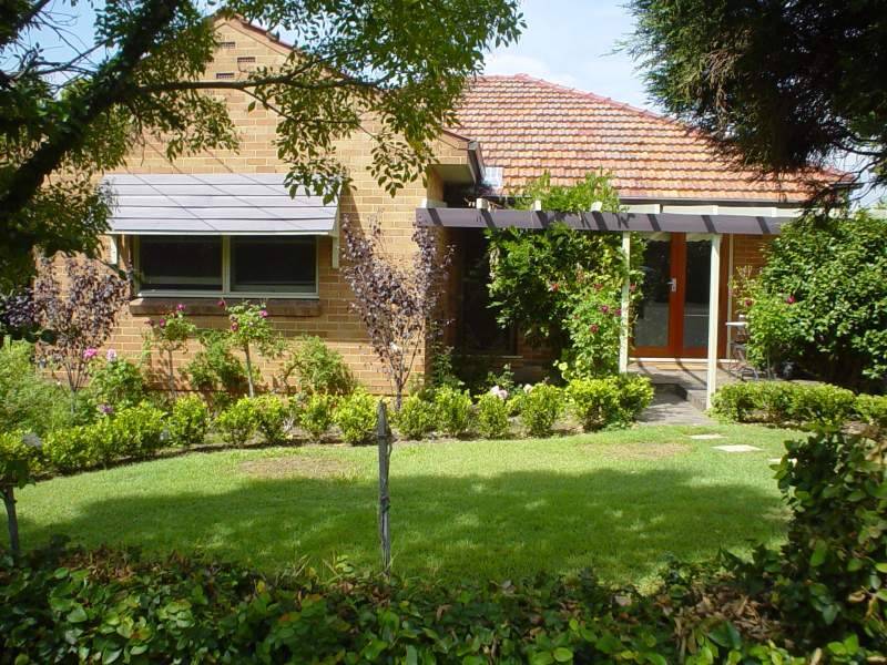 4 Mimos Street, Denistone West NSW 2114