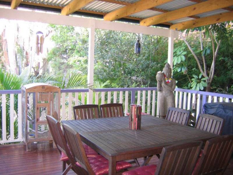 49 Harold St, Holland Park QLD 4121