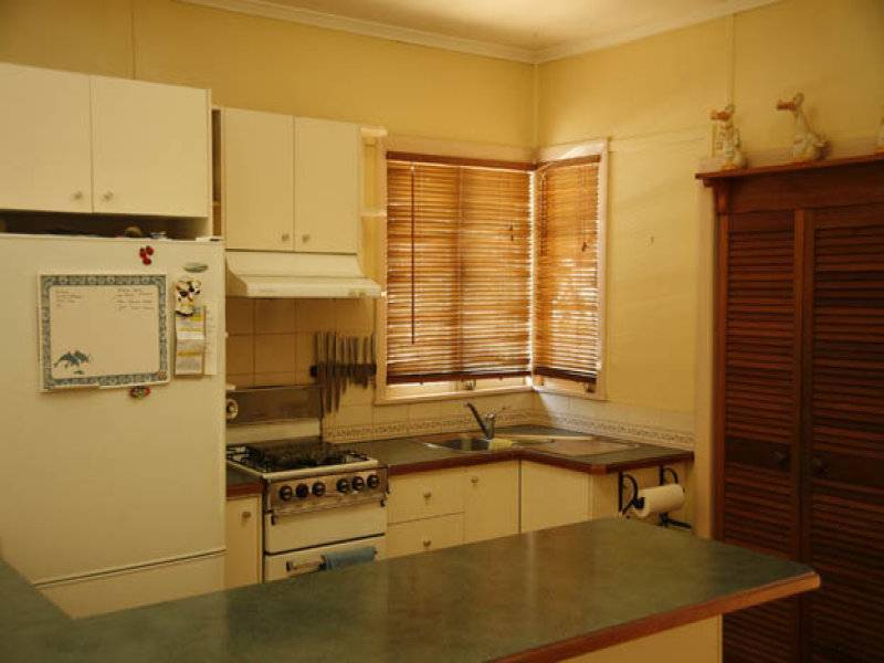 6 Diamond St, Holland Park QLD 4121