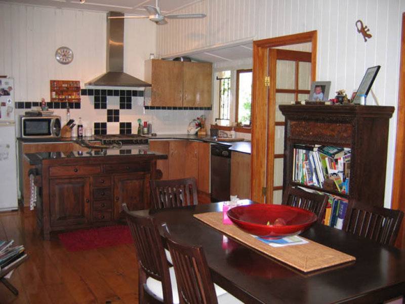 49 Harold St, Holland Park QLD 4121