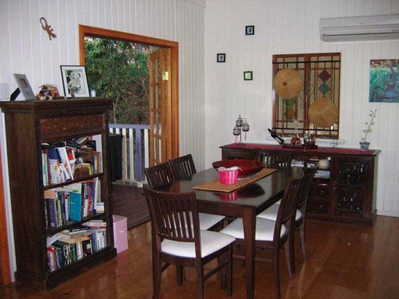 49 Harold St, Holland Park QLD 4121