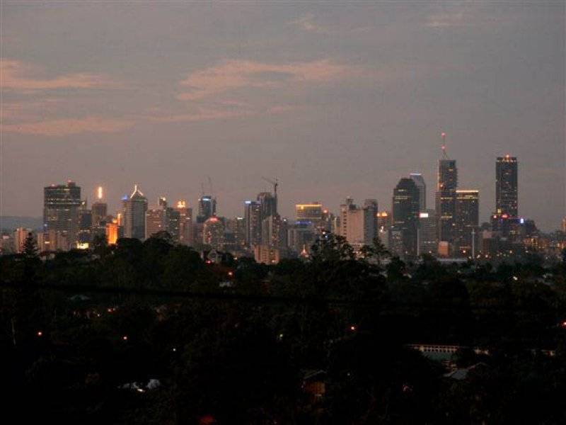 42 Kneale Street, Holland Park West QLD 4121