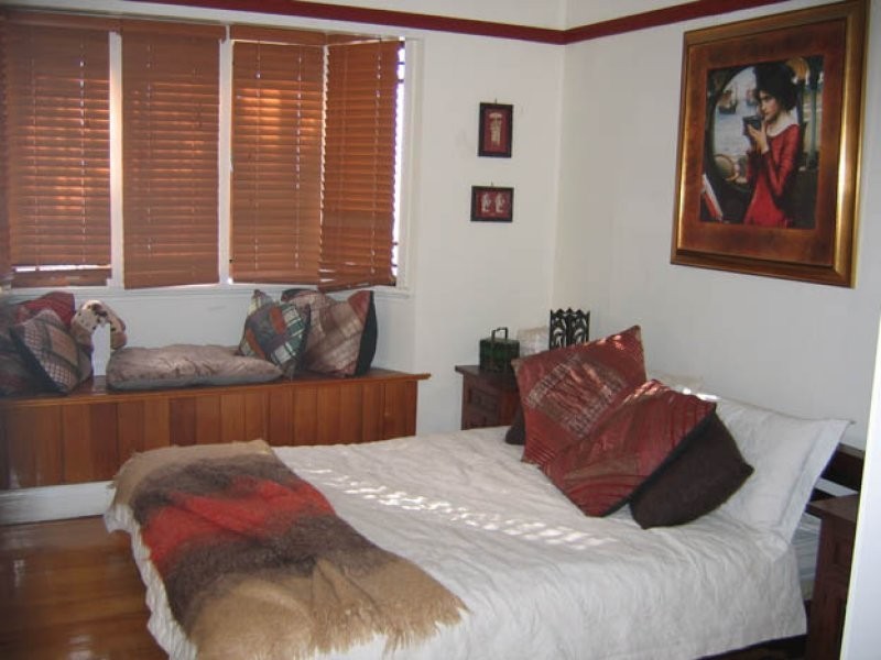 49 Harold St, Holland Park QLD 4121