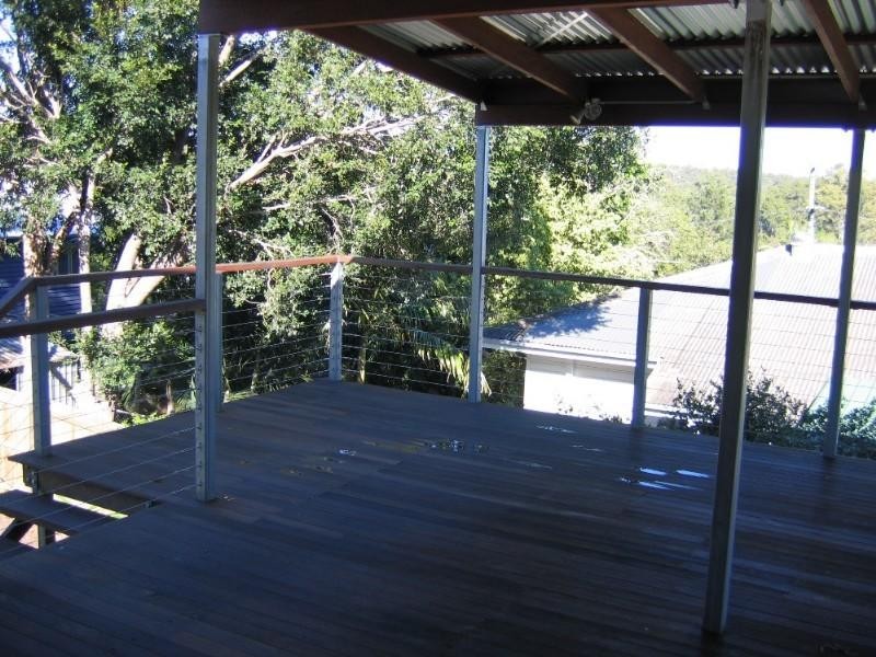 115 Nursery Rd, Holland Park West QLD 4121