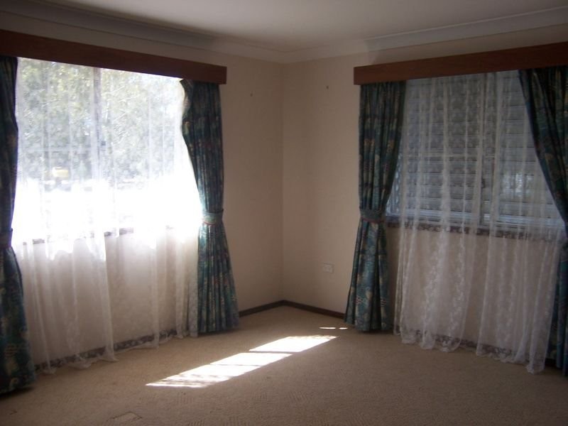 52 Park Avenue, Emerald QLD 4720