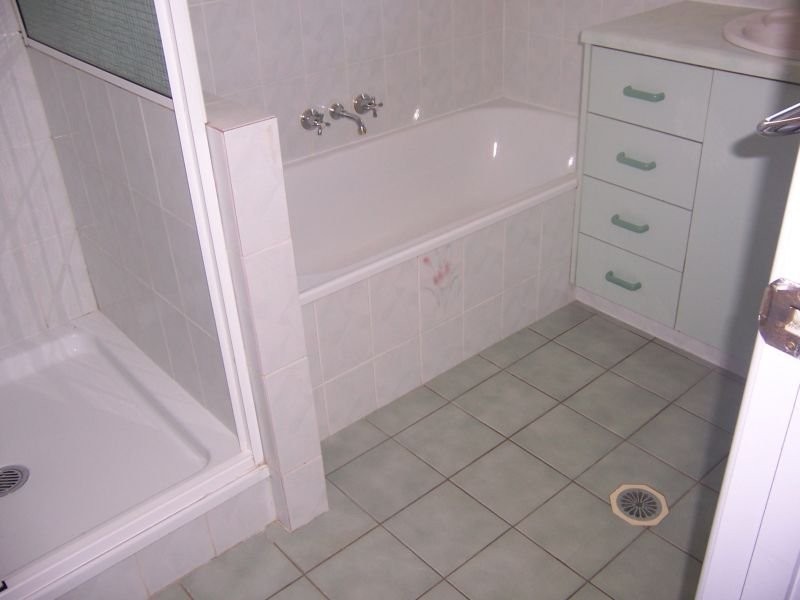 70 Gray Street, Emerald QLD 4720