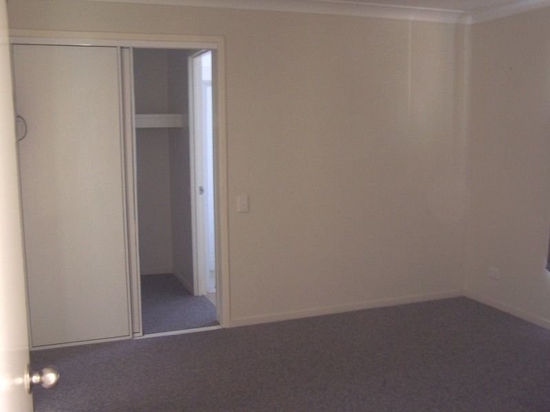 2 Chalmers Court, Emerald QLD 4720