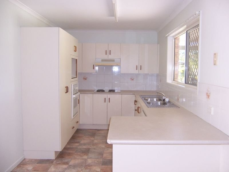 3 Gallagher Place, Emerald QLD 4720