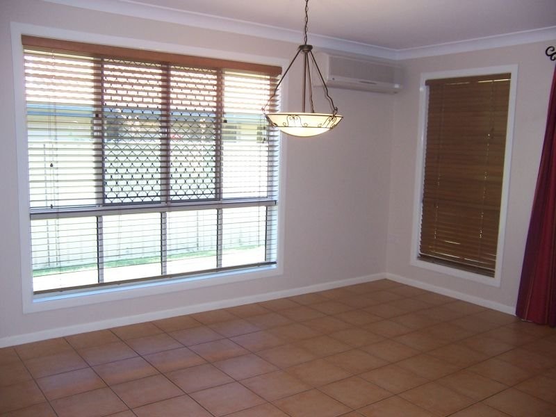 31 Jeppesen Drive, Emerald QLD 4720