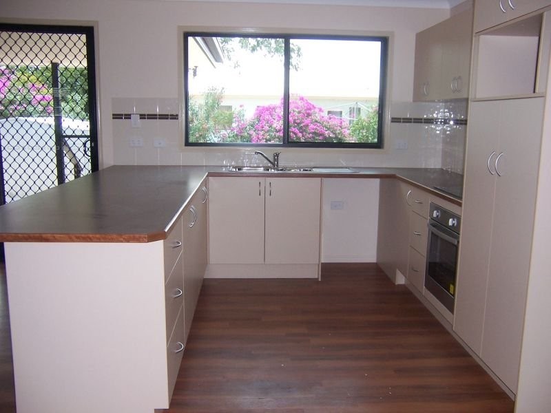 3 Vicki Close, Emerald QLD 4720