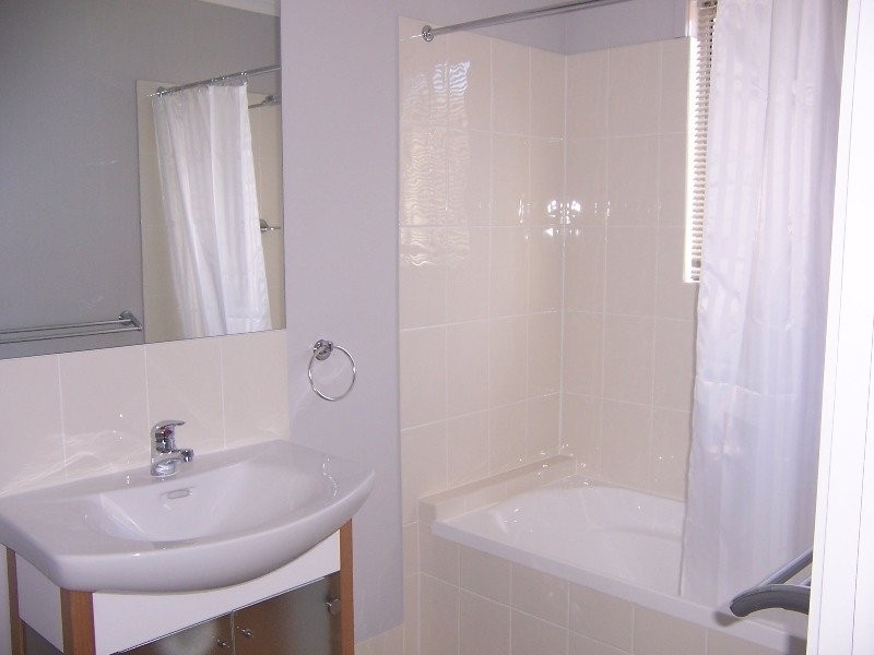 16A Mayfair Drive, Emerald QLD 4720