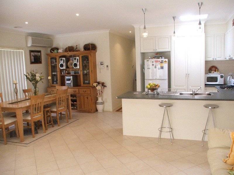 39a Lamour Avenue, South Morang VIC 3752