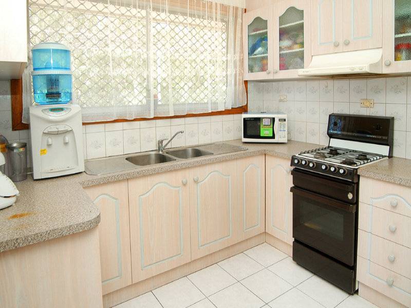 24 Valerie Street, Lalor VIC 3075