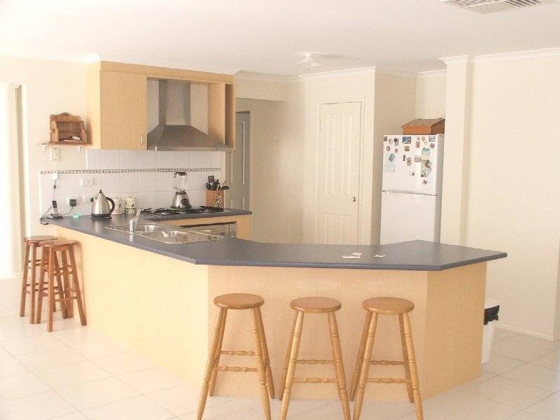 20 Sandpiper Way, South Morang VIC 3752